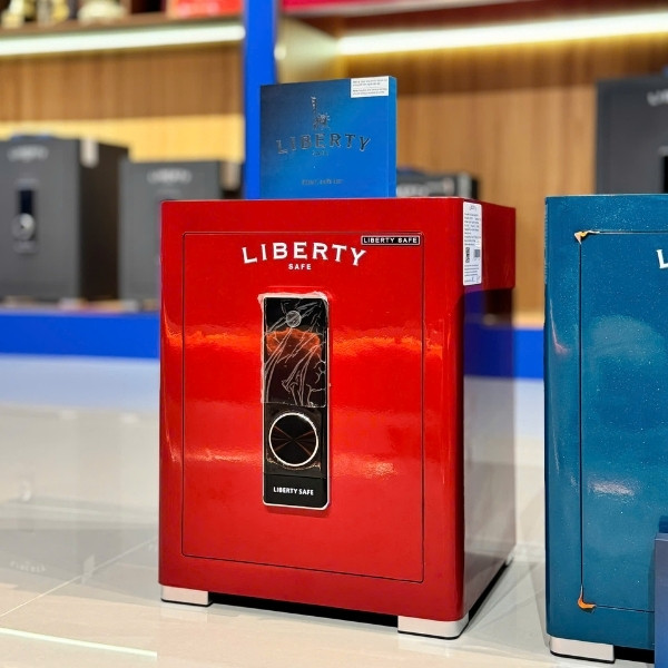Két sắt Liberty LB50 Pro Màu đỏ