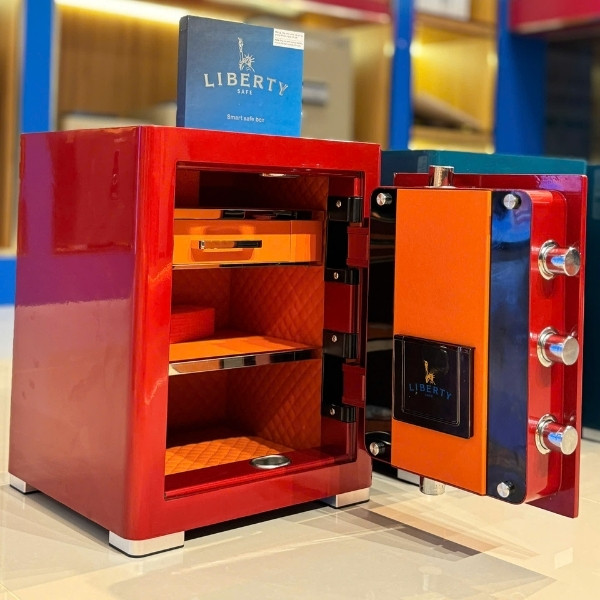 Két sắt Liberty LB50 Pro Màu đỏ