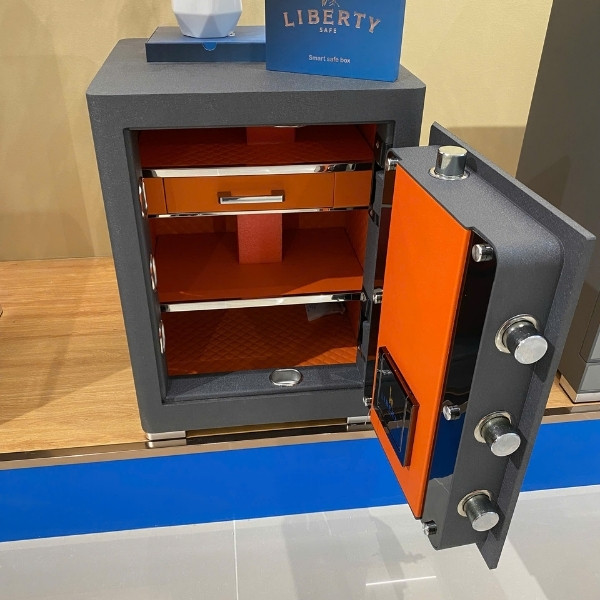 Két sắt Liberty LB58 Pro