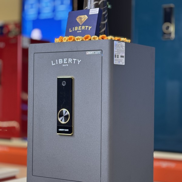 Két sắt đồng hồ Liberty LB68 Pro 2 Watch Winder
