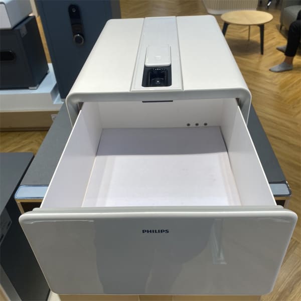 Két sắt Philips SBX101